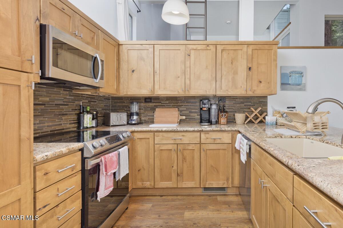 343 Grindelwald Road Mammoth Lakes, CA 93546 - Photo 15 of 60 343 Grindelwald MLS 126