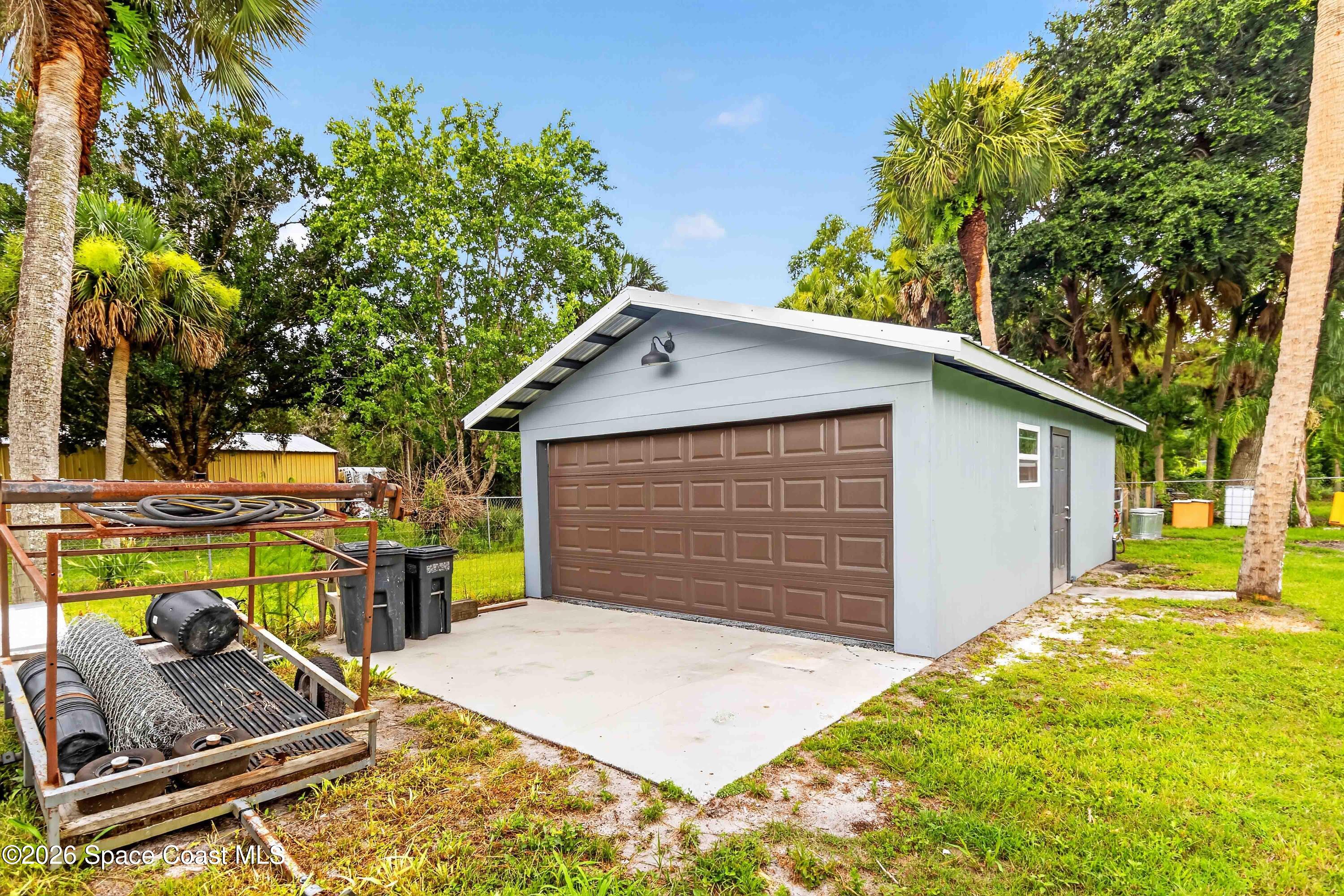 4105 Rector Road Cocoa, FL 32926 - Photo 34 of 49 Garage