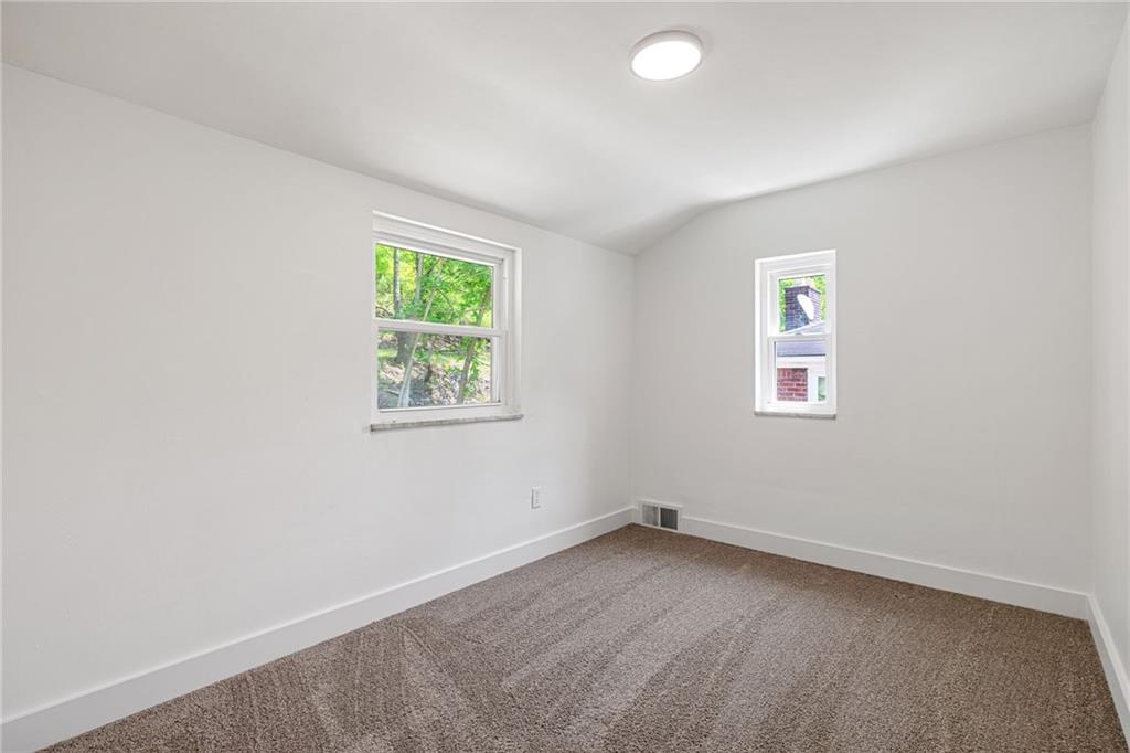 847 Killarney Drive Pittsburgh, PA 15234 - Photo 17 of 23