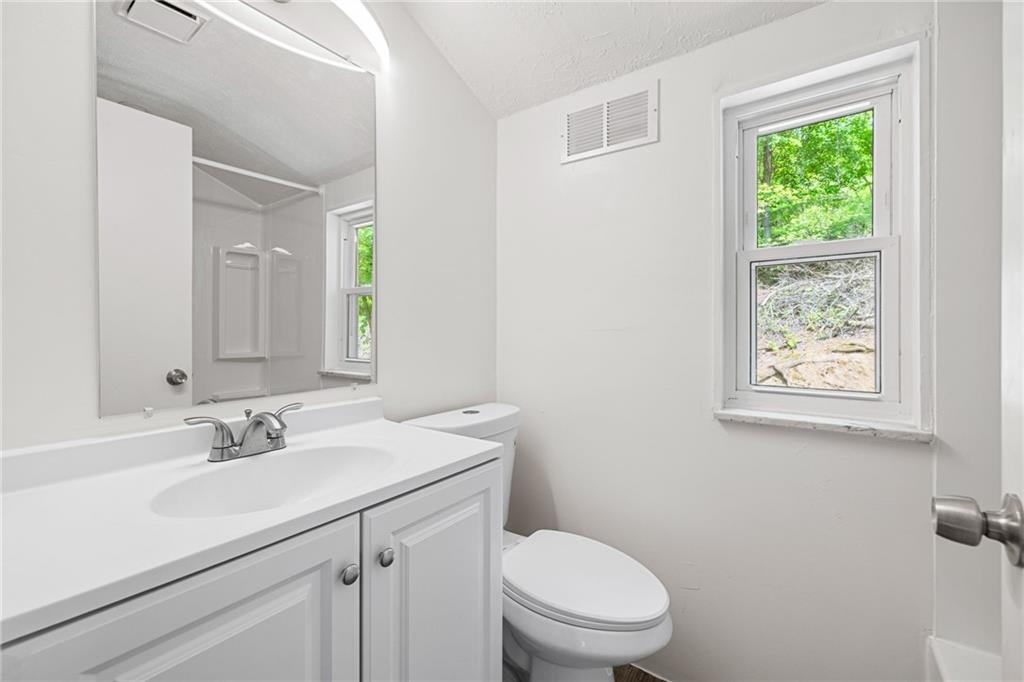 847 Killarney Drive Pittsburgh, PA 15234 - Photo 19 of 23