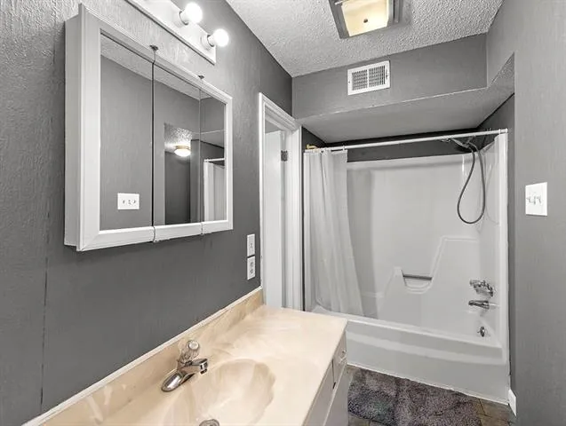 $118,000 | 1645 42nd Street, Unit C, Kenner, LA 70065