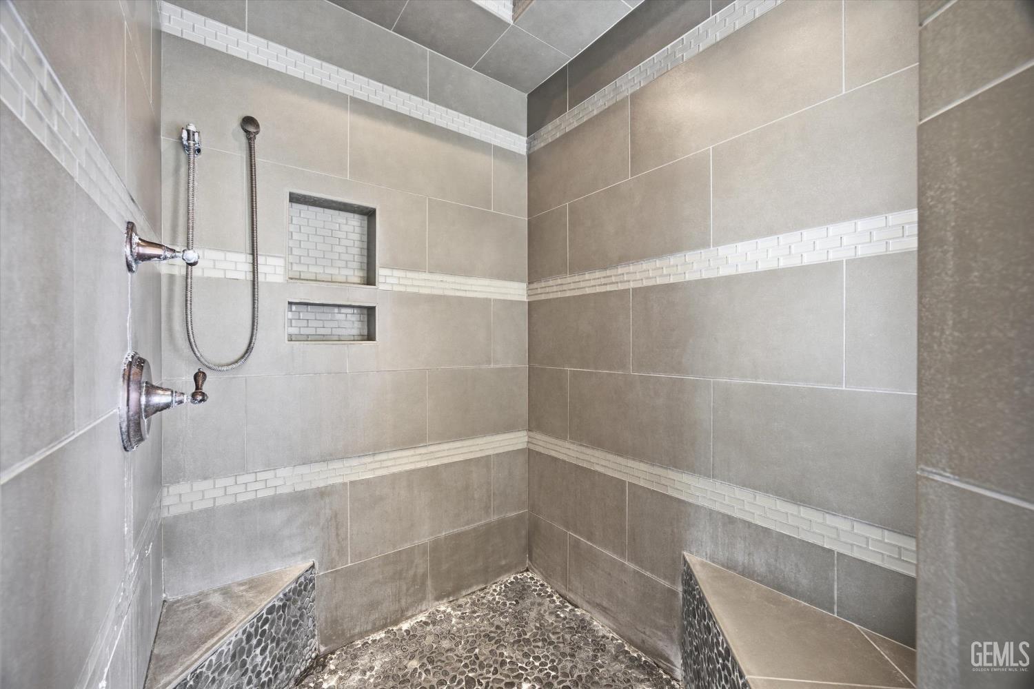 Undisclosed Address Tehachapi, CA 93561 - Photo 33 of 70 a bathroom with a shower