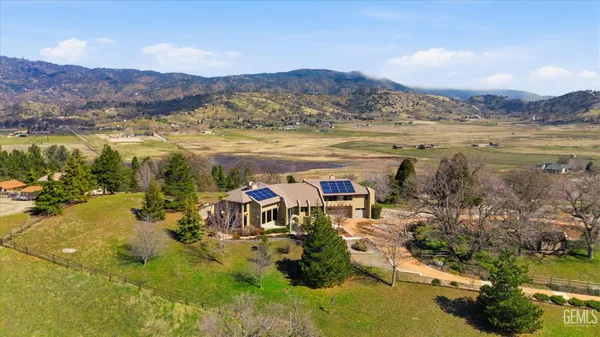 $1,275,000 | Undisclosed Address, Tehachapi, CA 93561