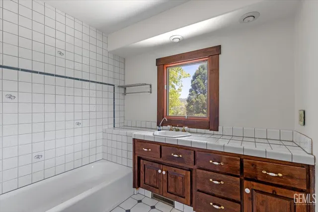 $1,375,000 | Undisclosed Address, Tehachapi, CA 93561