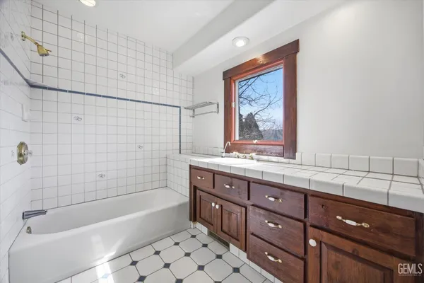 $1,275,000 | Undisclosed Address, Tehachapi, CA 93561