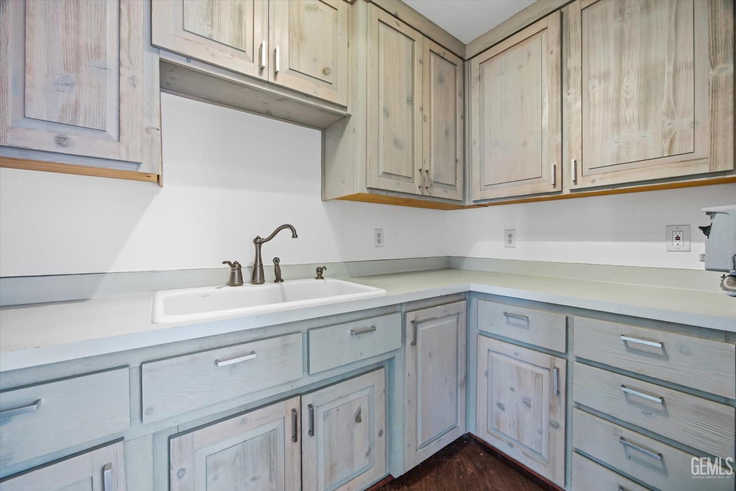 Undisclosed Address Tehachapi, CA 93561 - Photo 50 of 70