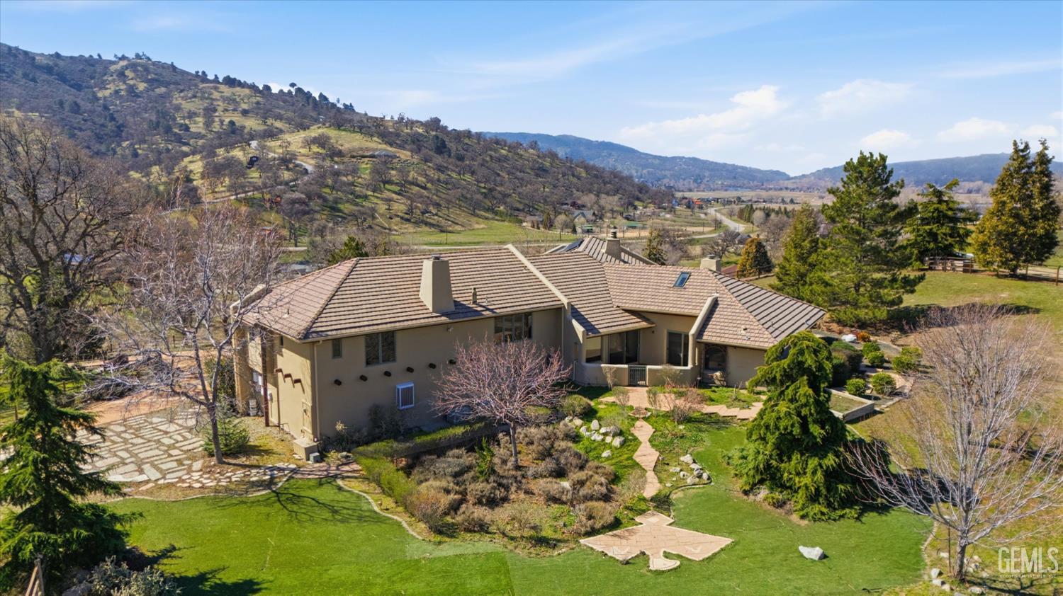 Undisclosed Address Tehachapi, CA 93561 - Photo 5 of 70