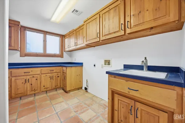 $1,275,000 | Undisclosed Address, Tehachapi, CA 93561