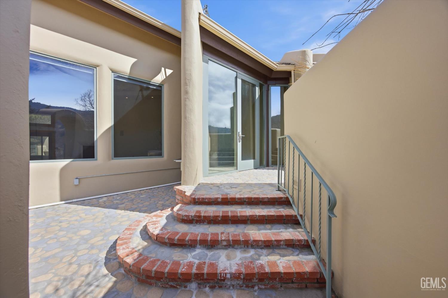 Undisclosed Address Tehachapi, CA 93561 - Photo 8 of 70 a view of entryway