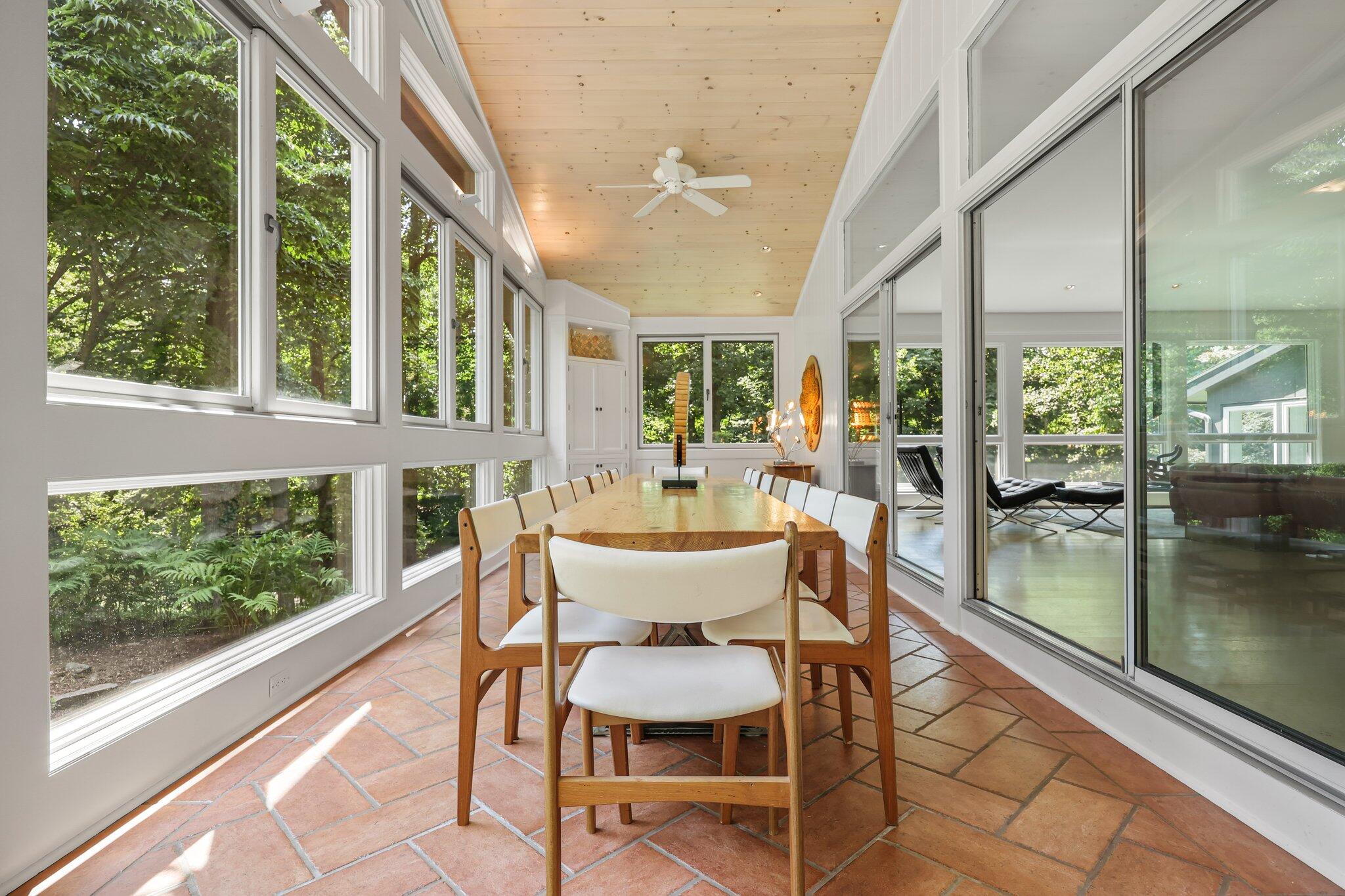 22 Sunswyck Road Darien, CT 06820 - Photo 12 of 31 Dining