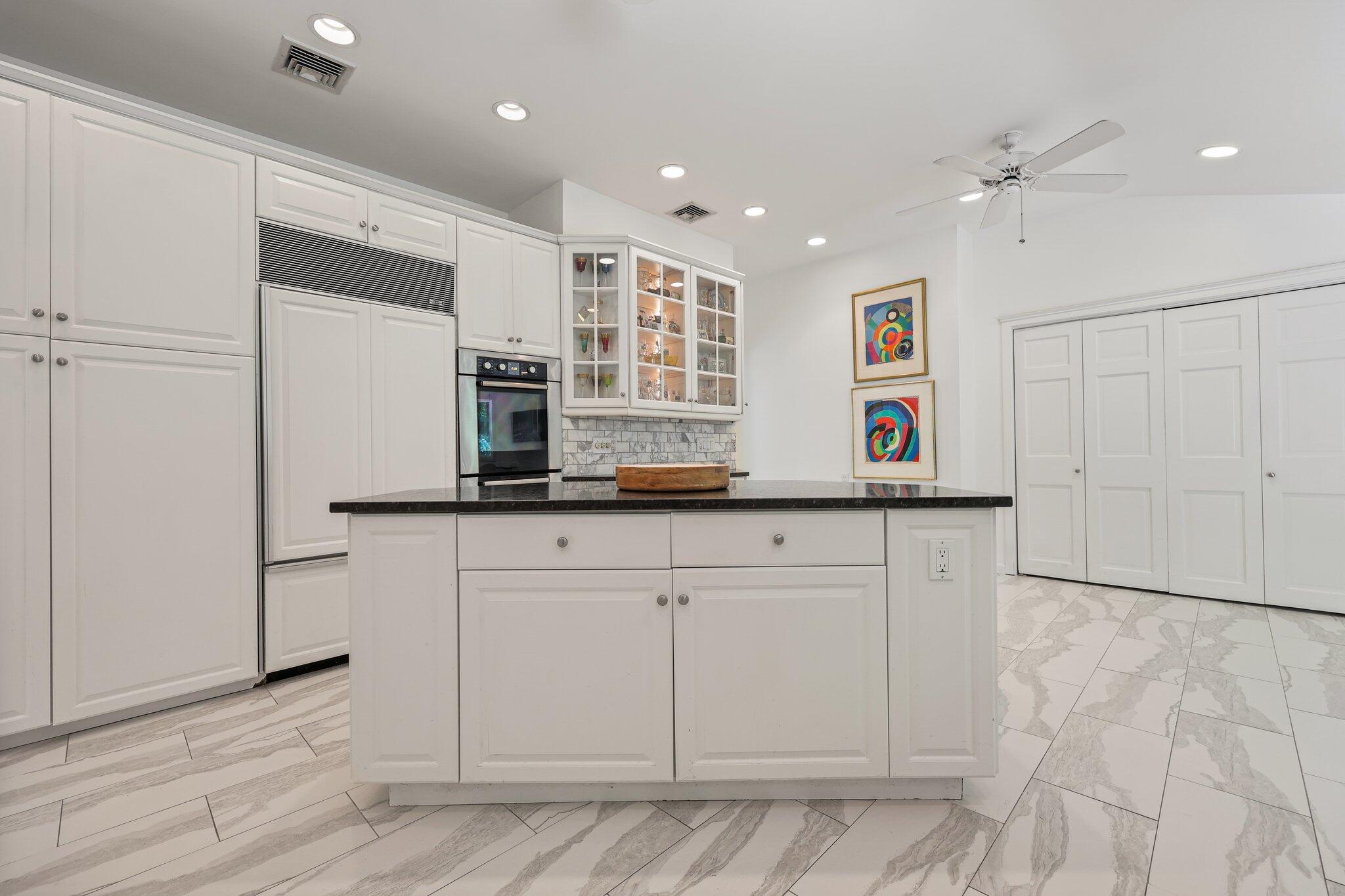 22 Sunswyck Road Darien, CT 06820 - Photo 18 of 31 36-web-or-mls-22-sunswyck-rd