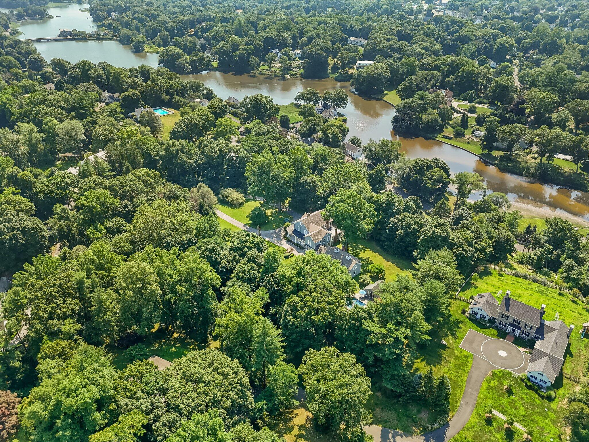 22 Sunswyck Road Darien, CT 06820 - Photo 31 of 31 4-web-or-mls-22-sunswyck-rd
