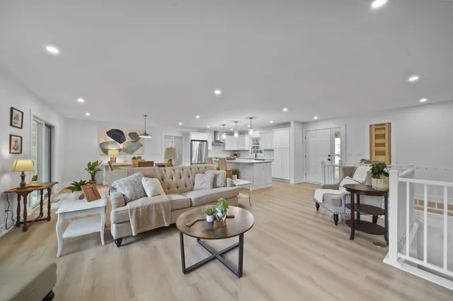 $765,000 | 1865 Lindsey Road, Clarklake, MI 49234