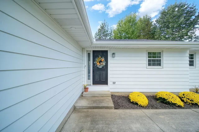 $765,000 | 1865 Lindsey Road, Clarklake, MI 49234