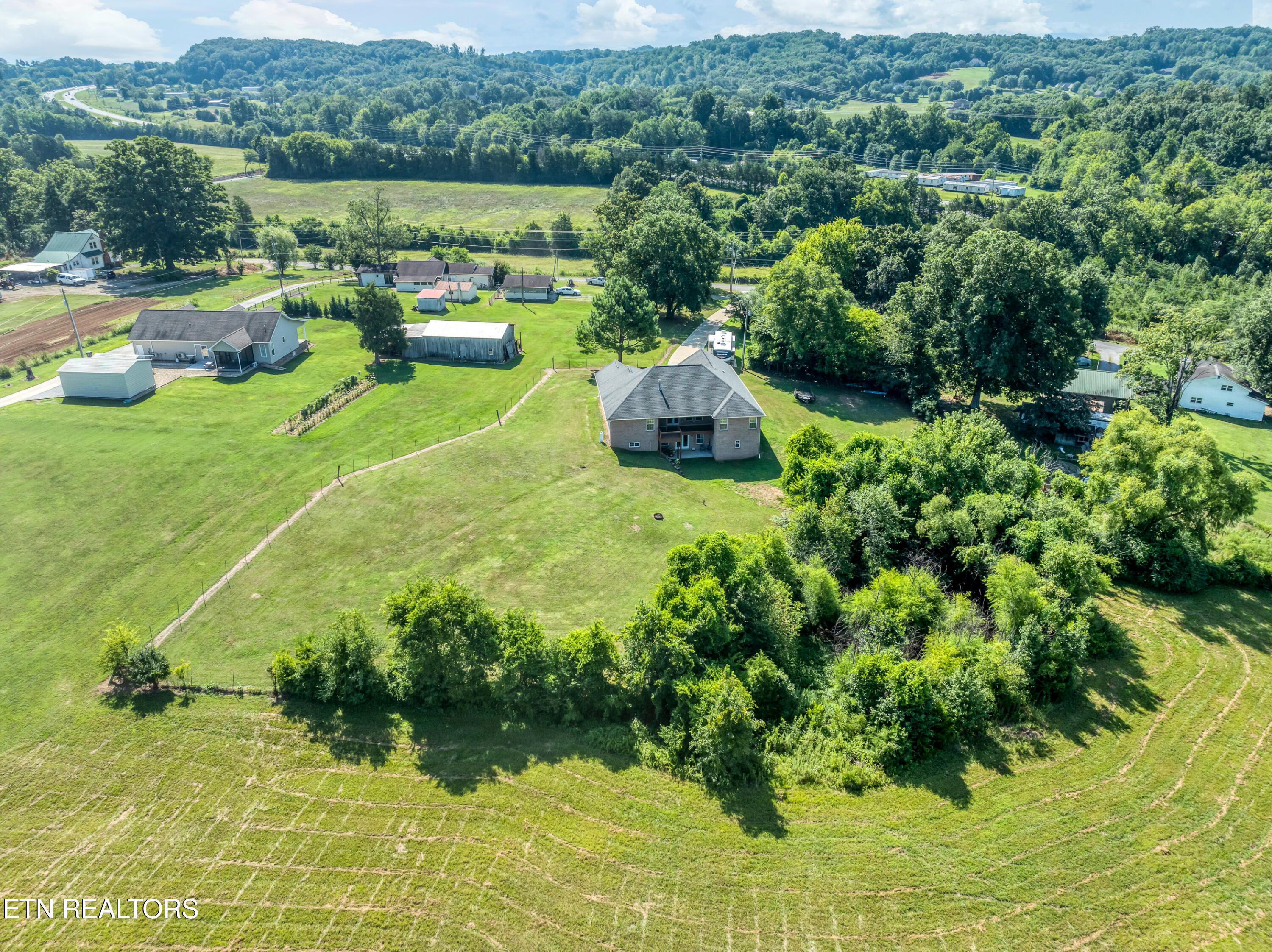 957 Lane Drive Friendsville, TN 37737 - Photo 13 of 59 14) 60456-687c17dd1d608