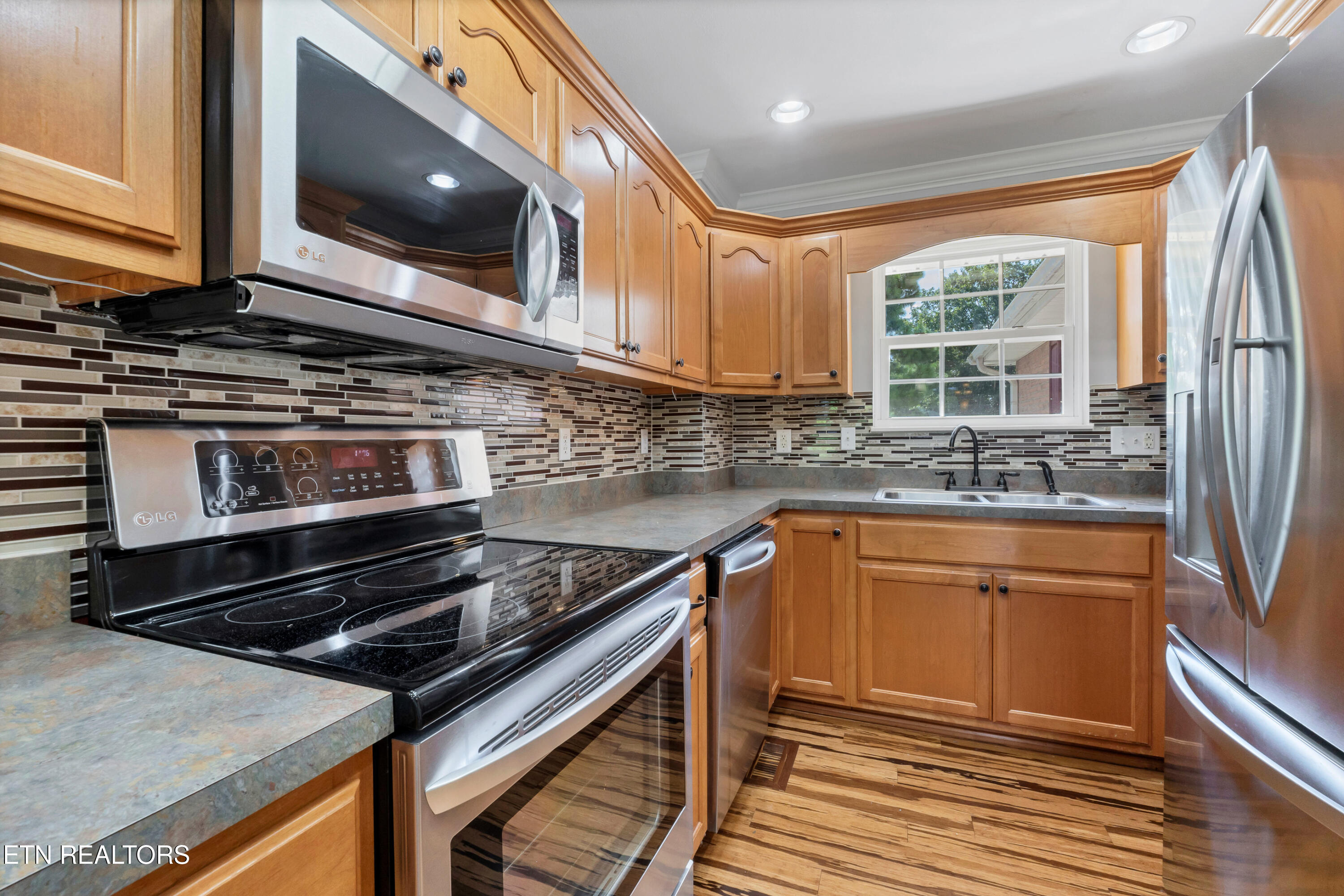 957 Lane Drive Friendsville, TN 37737 - Photo 35 of 59 36) 60456-687c187a45ad9