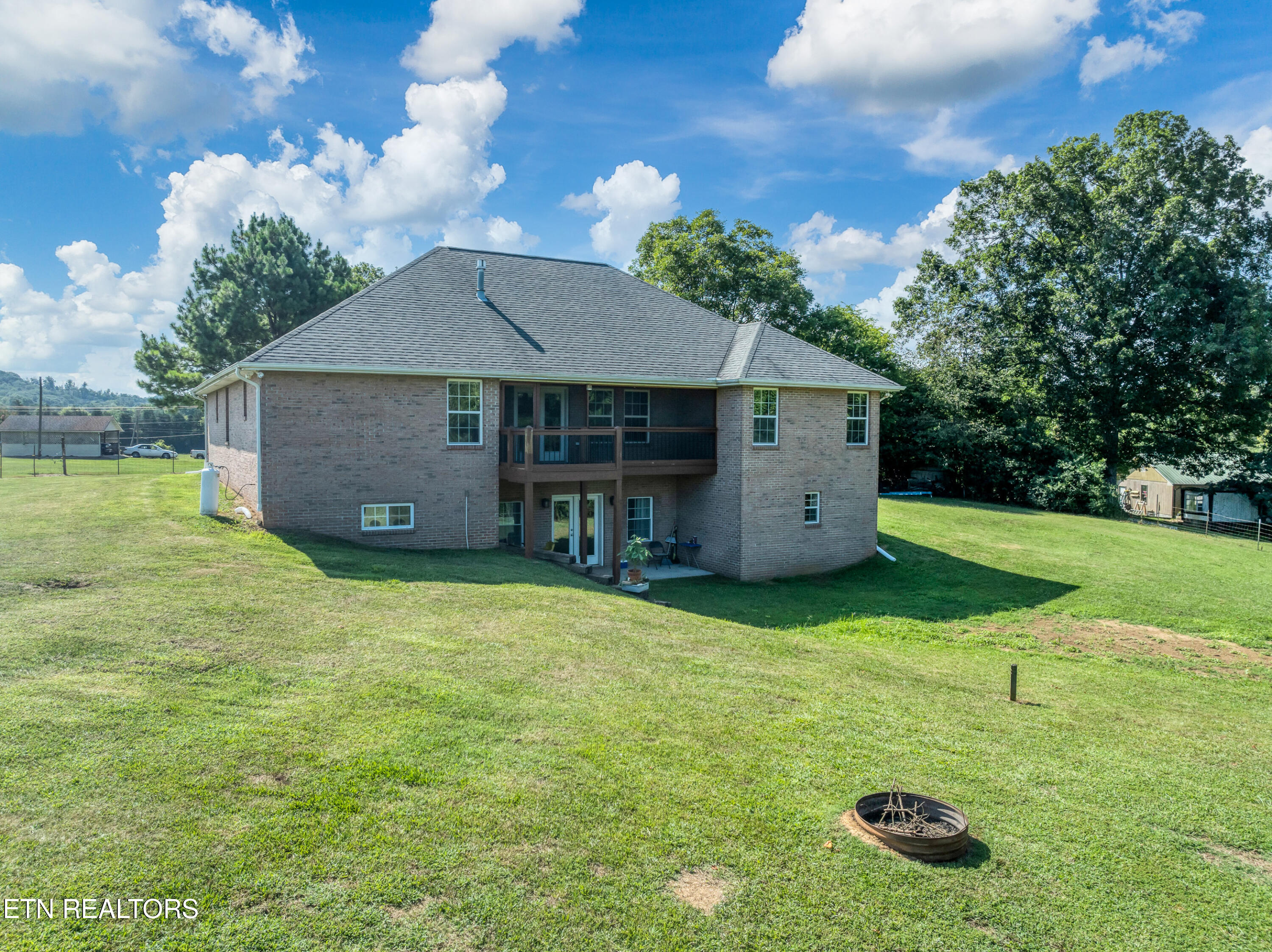 957 Lane Drive Friendsville, TN 37737 - Photo 8 of 59 9) 60456-687c17d963f7b