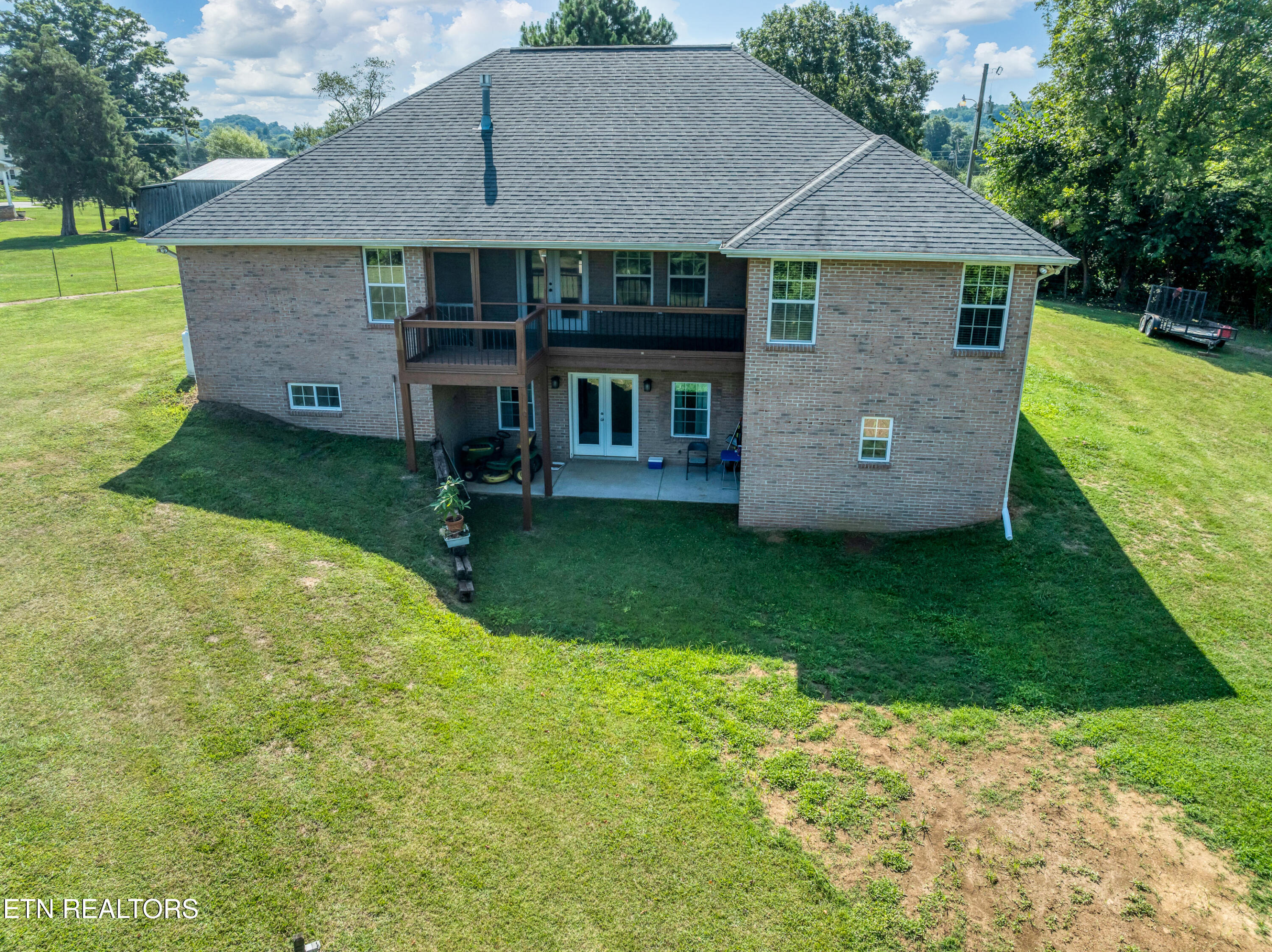 957 Lane Drive Friendsville, TN 37737 - Photo 9 of 59 10) 60456-687c17dd4fa39
