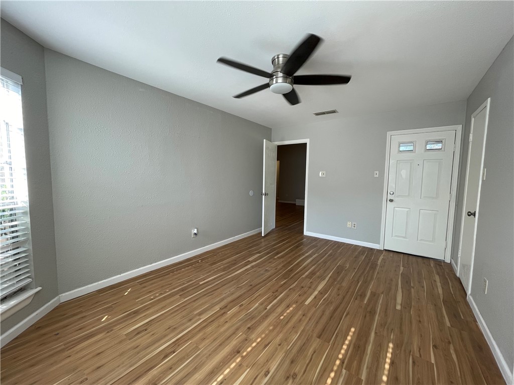 7029 Clubgate Drive Corpus Christi, TX 78413 - Photo 7 of 15