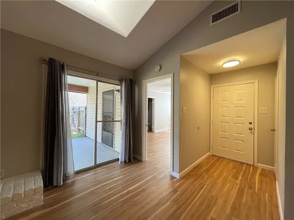 $1,850 | 7029 Clubgate Drive, Corpus Christi, TX 78413