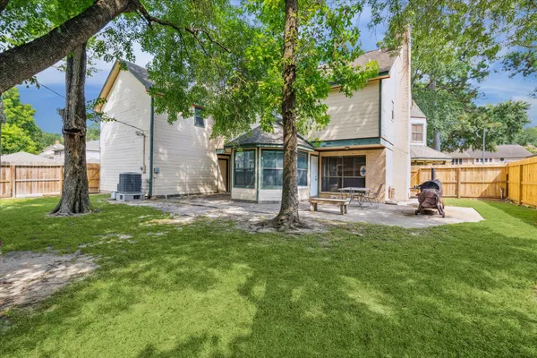 $300,000 | 2739 Blue Glen Lane, Houston, TX 77073