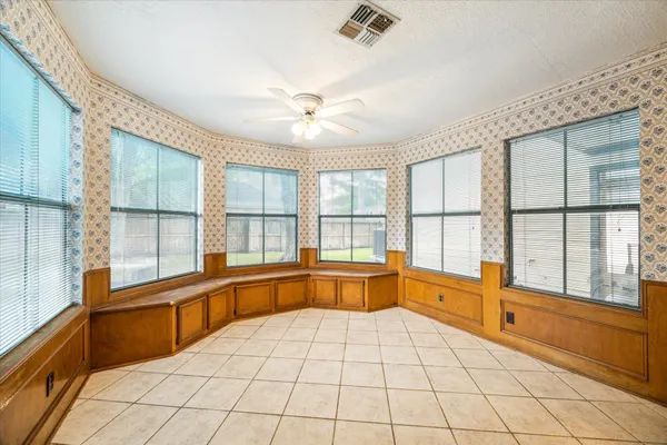 $300,000 | 2739 Blue Glen Lane, Houston, TX 77073