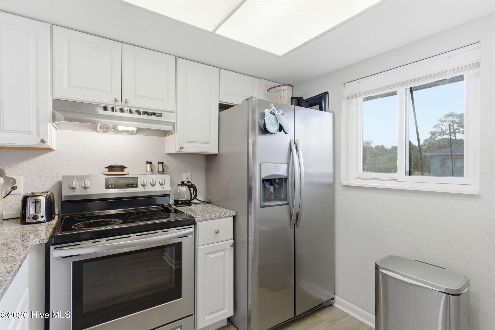 4523 Holly Tree Road, Unit 707 Wilmington, NC 28412 - Photo 11 of 48 20-web-or-mls-dsc09561