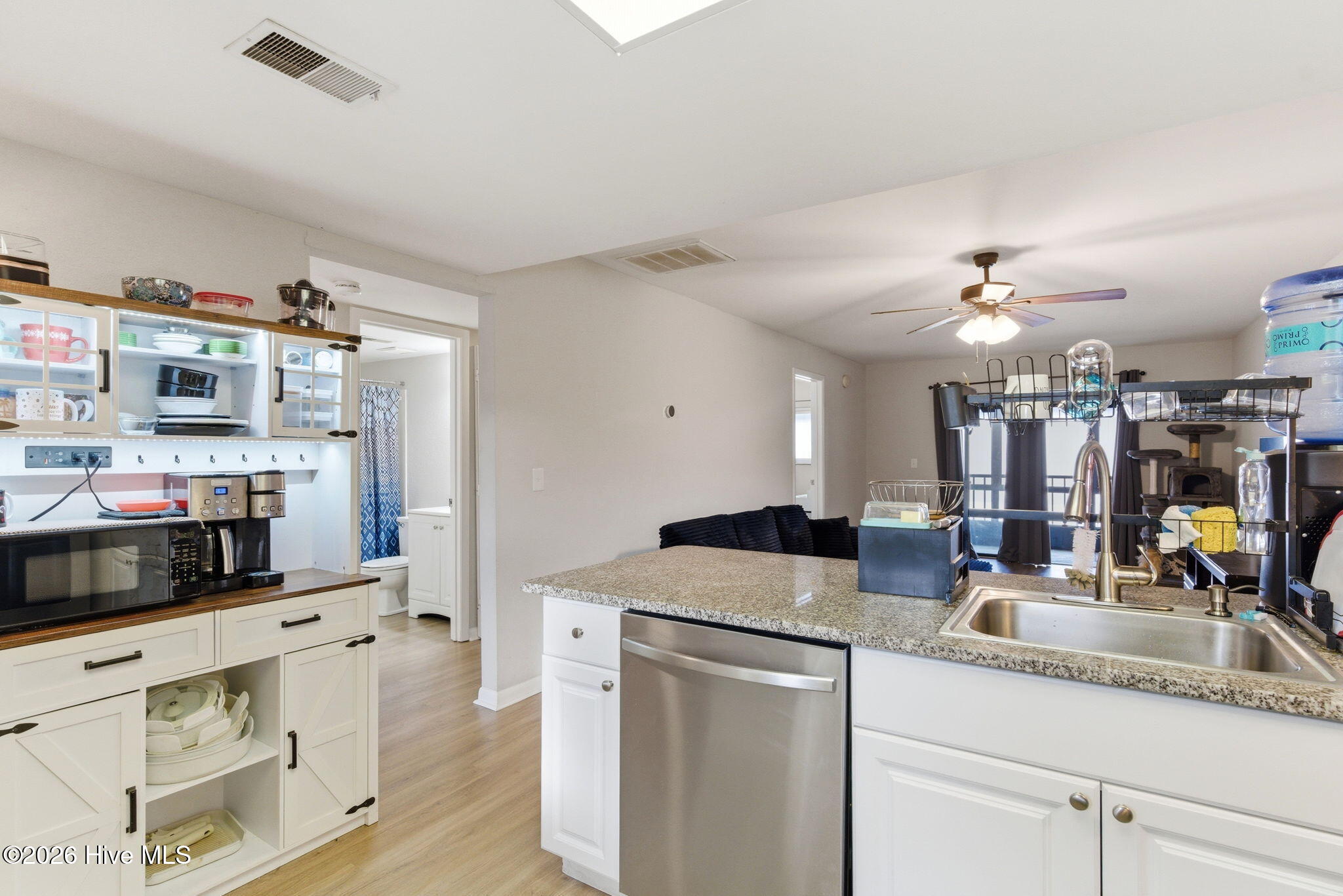 4523 Holly Tree Road, Unit 707 Wilmington, NC 28412 - Photo 12 of 48 22-web-or-mls-dsc09567