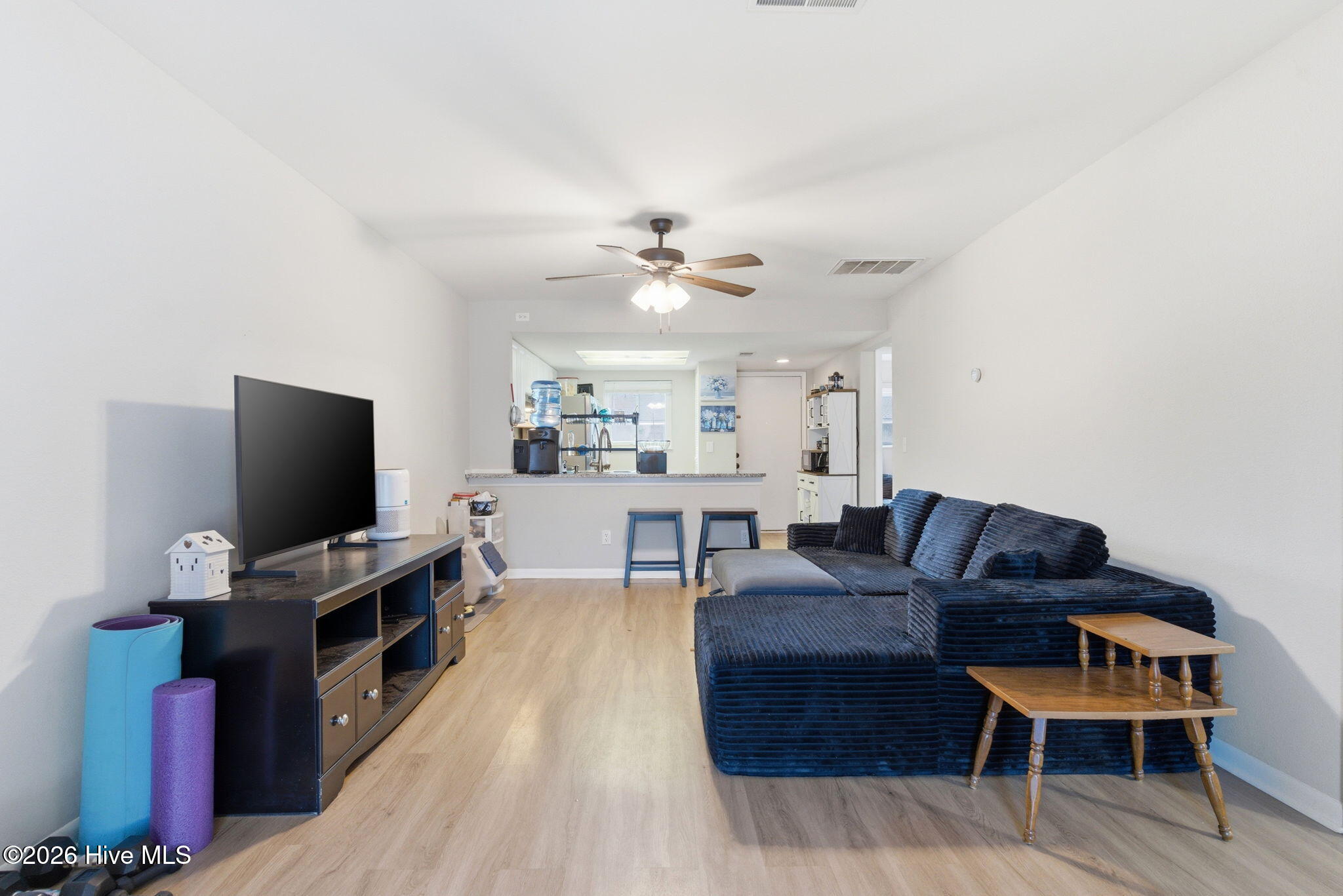 4523 Holly Tree Road, Unit 707 Wilmington, NC 28412 - Photo 5 of 48 27-web-or-mls-dsc09582