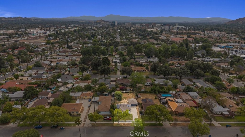 3498 Holding Street Riverside, CA 92501 - Photo 32 of 33