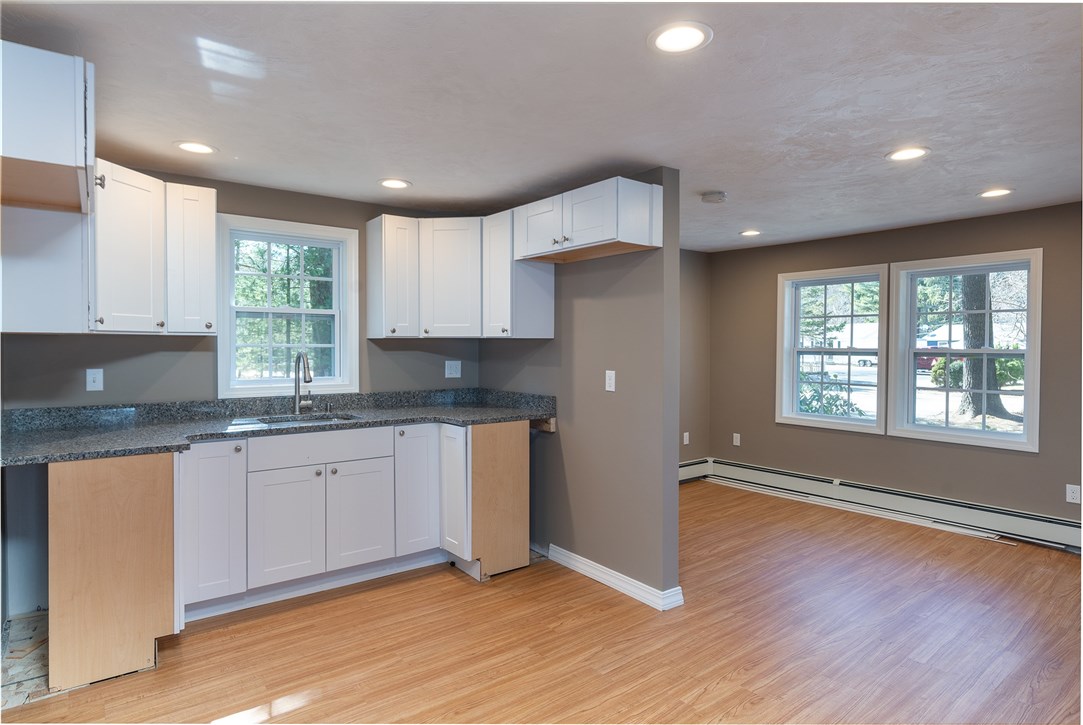 179 Shady Valley Road Coventry, RI 02816 - Photo 3 of 12