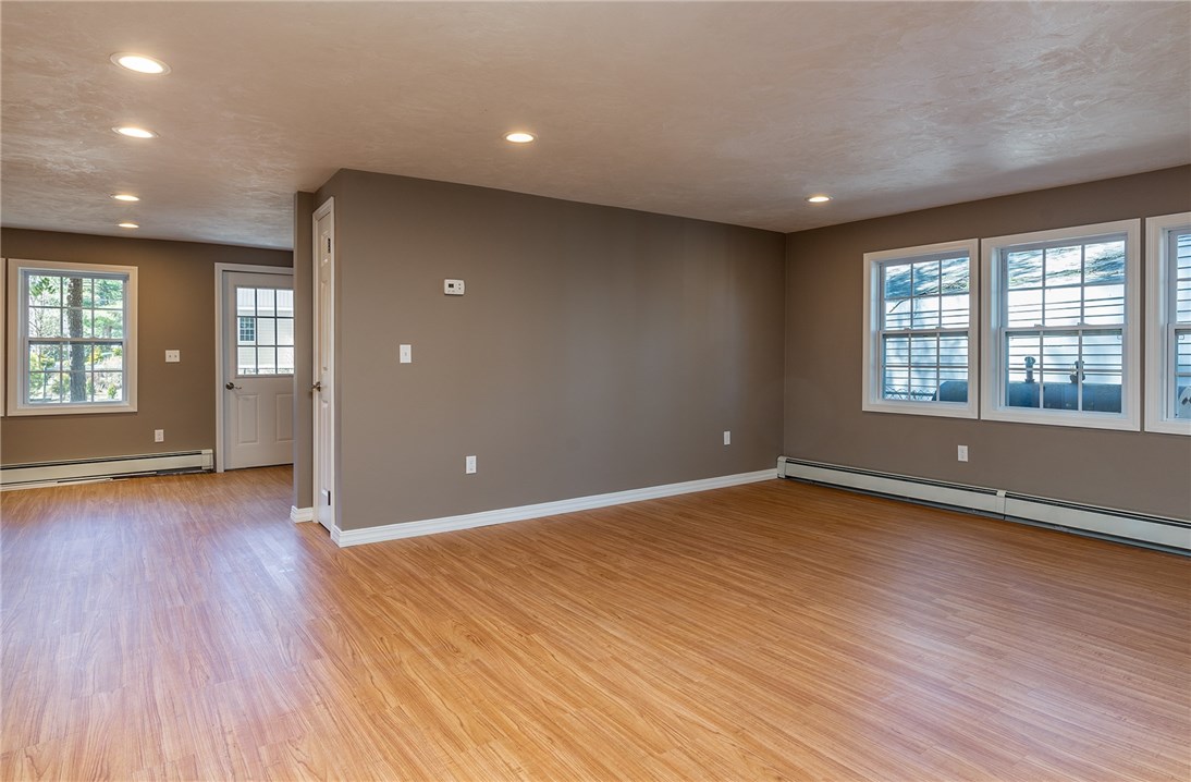 179 Shady Valley Road Coventry, RI 02816 - Photo 8 of 12