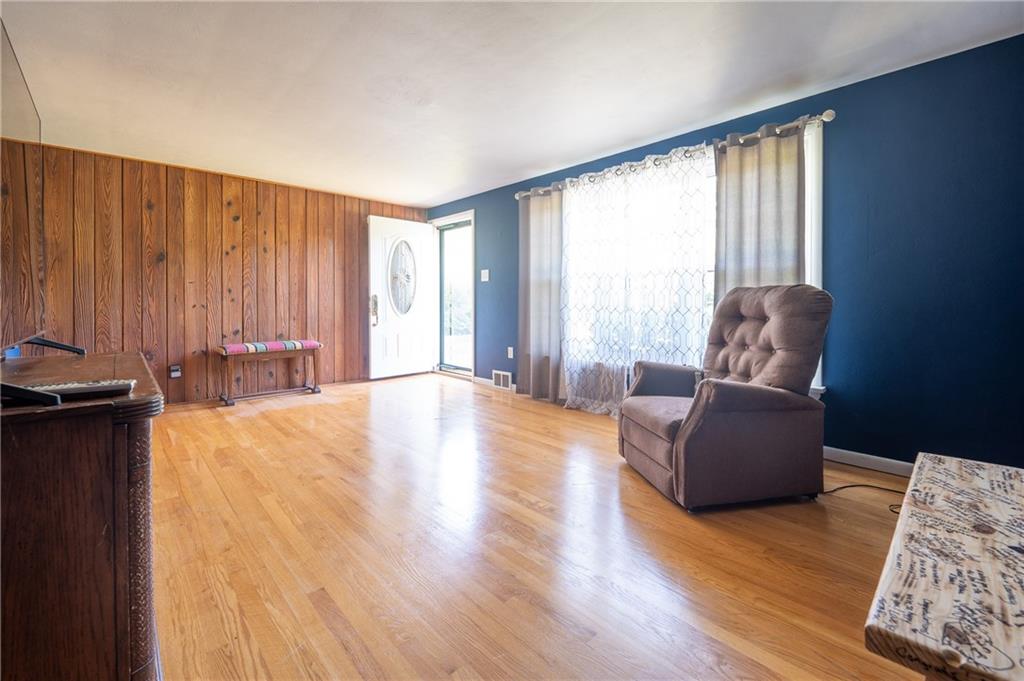 1981 Muir Road New Florence, PA 15944 - Photo 4 of 25