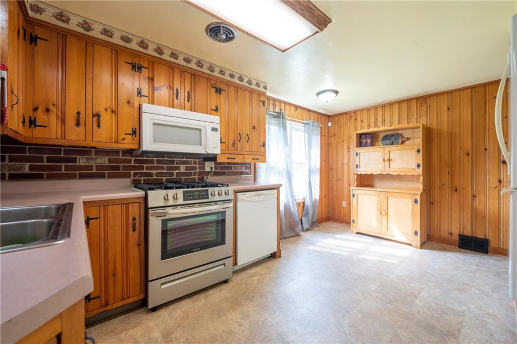 1981 Muir Road New Florence, PA 15944 - Photo 6 of 25