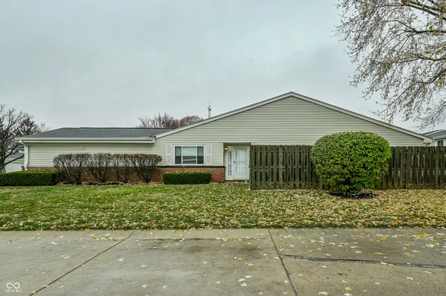 $175,000 | 7646 Vintage Court, Lawrence, IN 46226