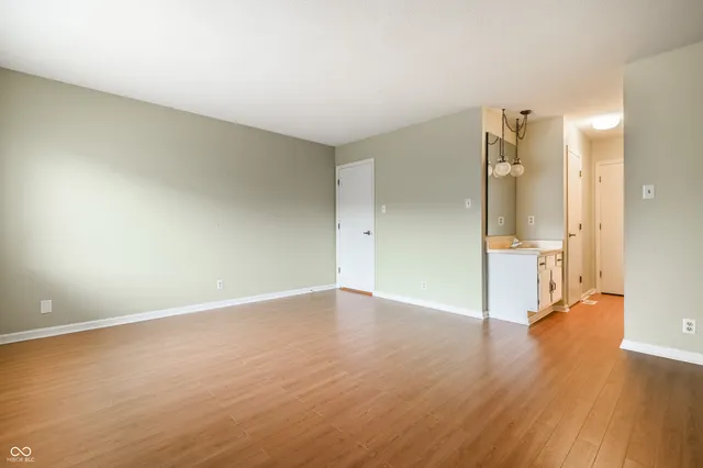 $175,000 | 7646 Vintage Court, Lawrence, IN 46226