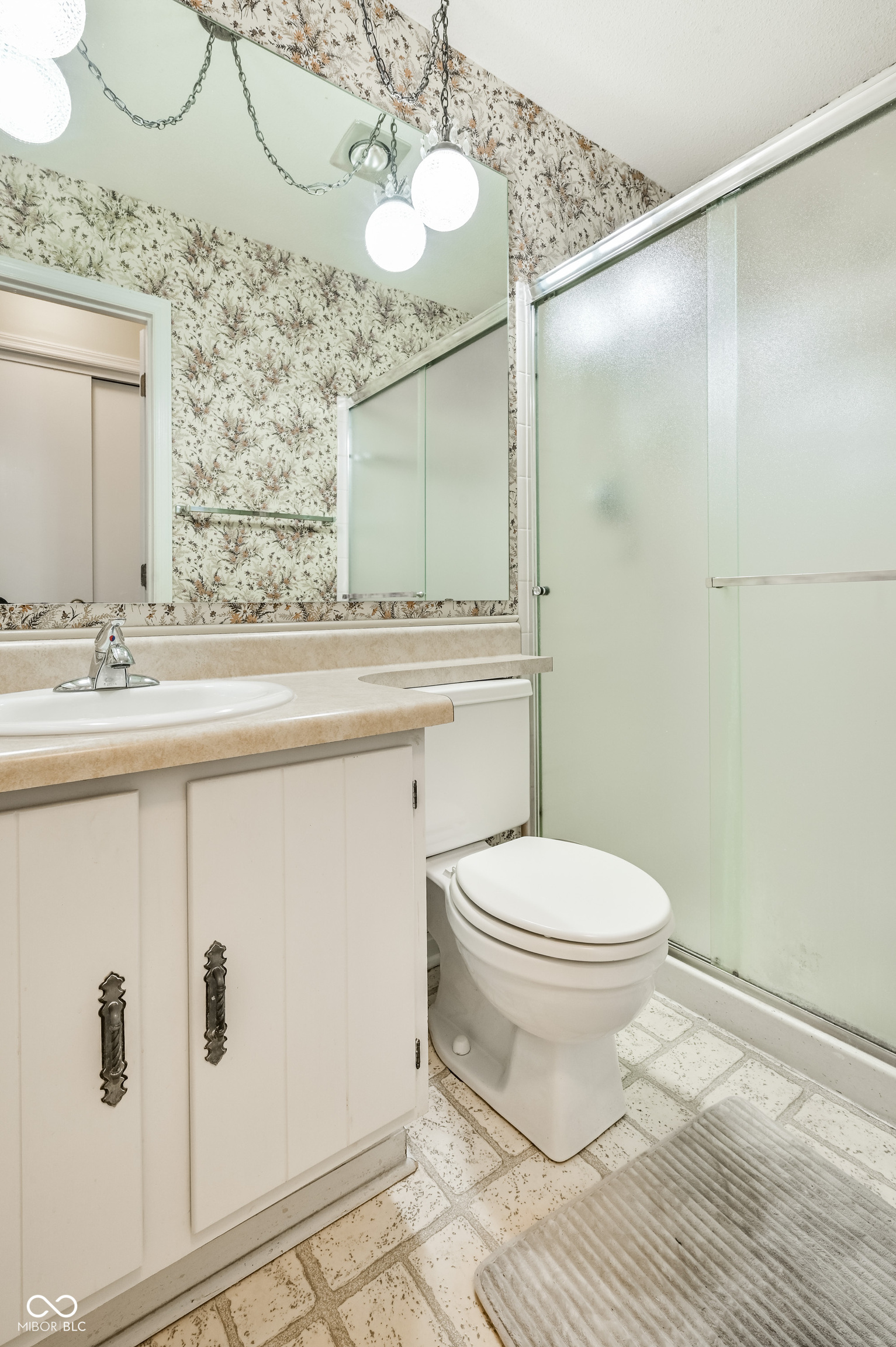 7646 Vintage Court Lawrence, IN 46226 - Photo 17 of 27