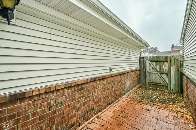 $175,000 | 7646 Vintage Court, Lawrence, IN 46226