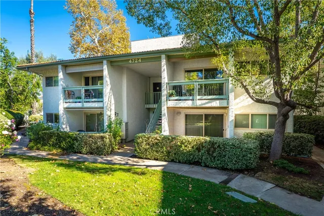 $3,500 | 4724 Park Granada, Unit 217, Calabasas, CA 91302