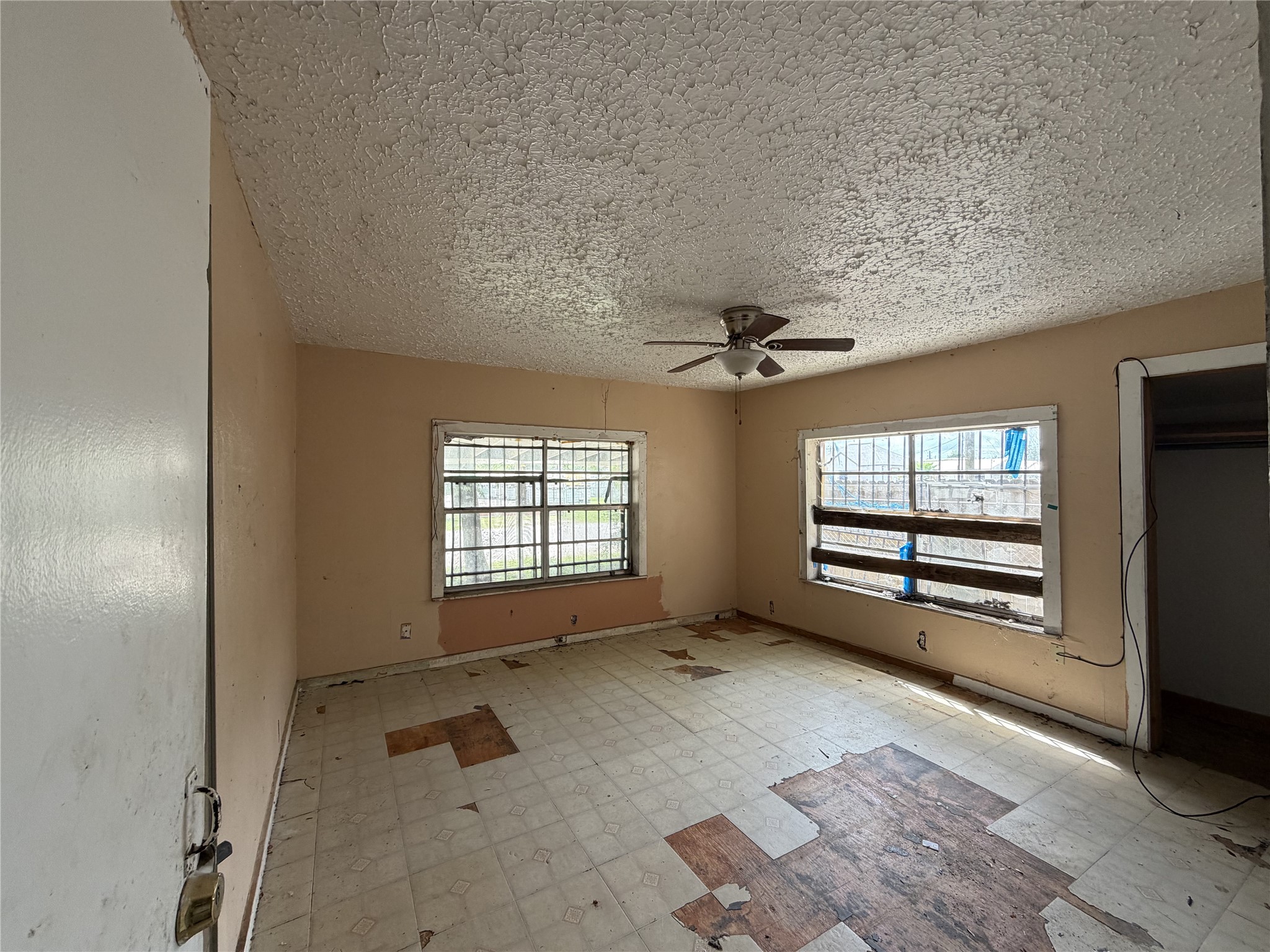 6202 Conley Street Houston, TX 77021 - Photo 6 of 18