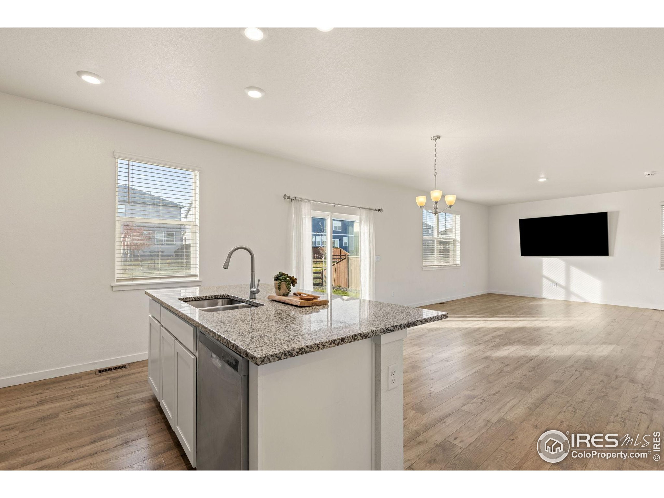 212 Swallow Road Johnstown, CO 80534 - Photo 12 of 32