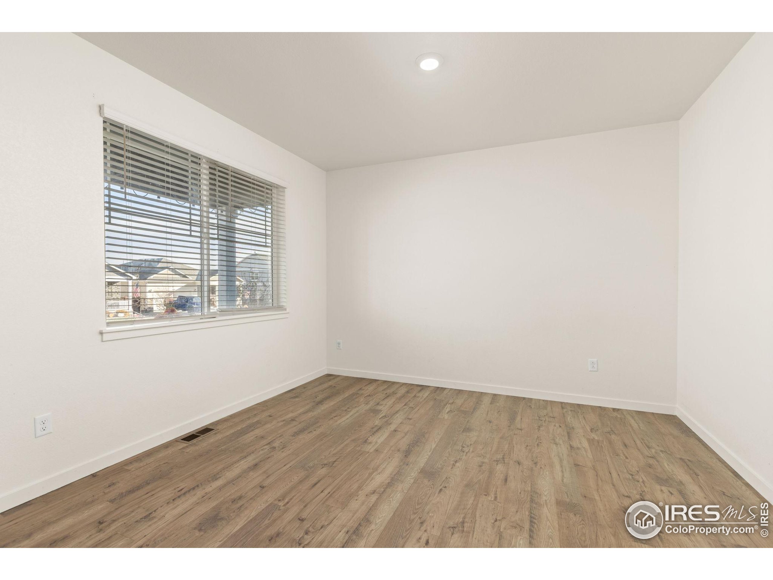 212 Swallow Road Johnstown, CO 80534 - Photo 15 of 32