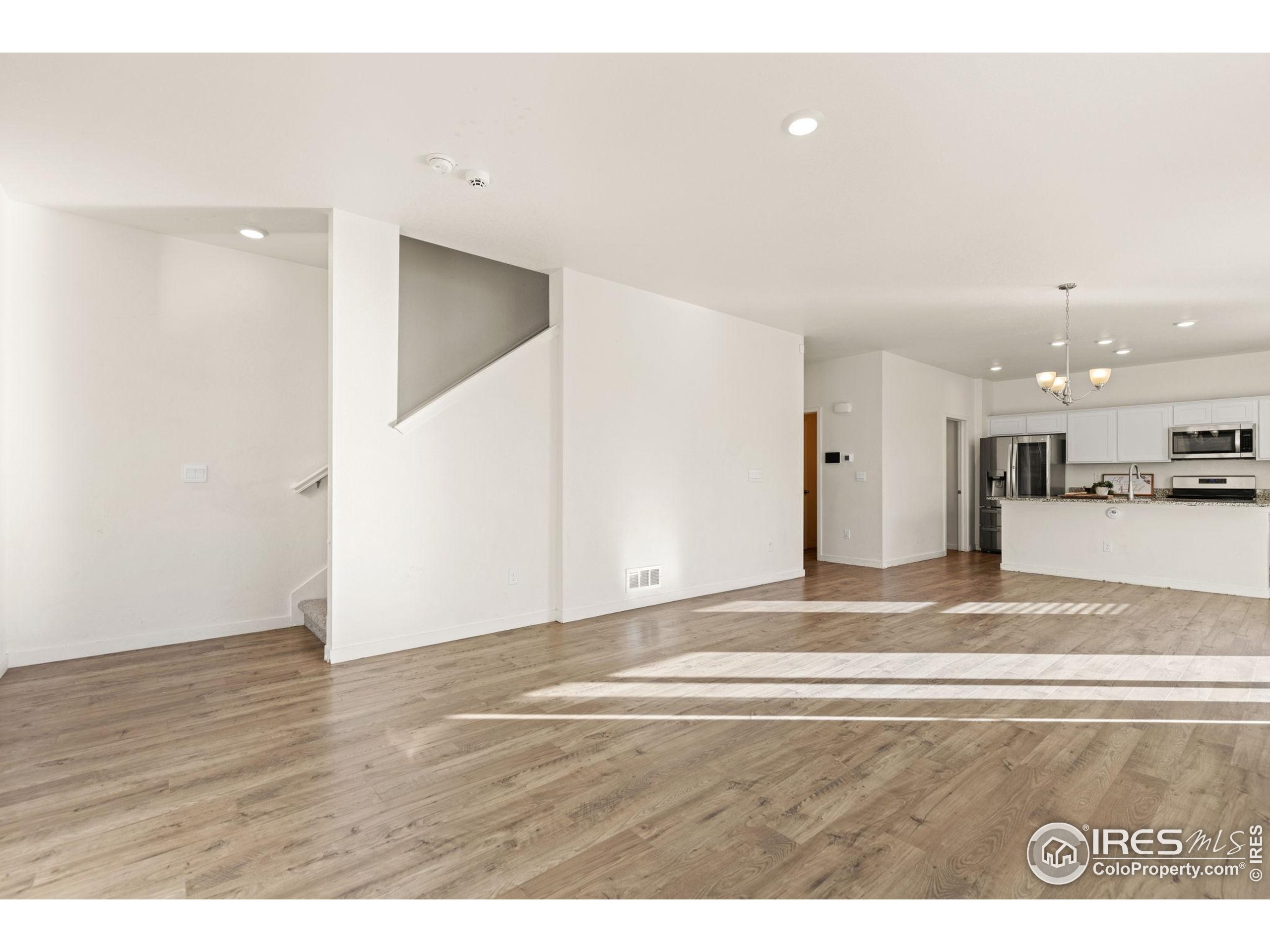 212 Swallow Road Johnstown, CO 80534 - Photo 9 of 32