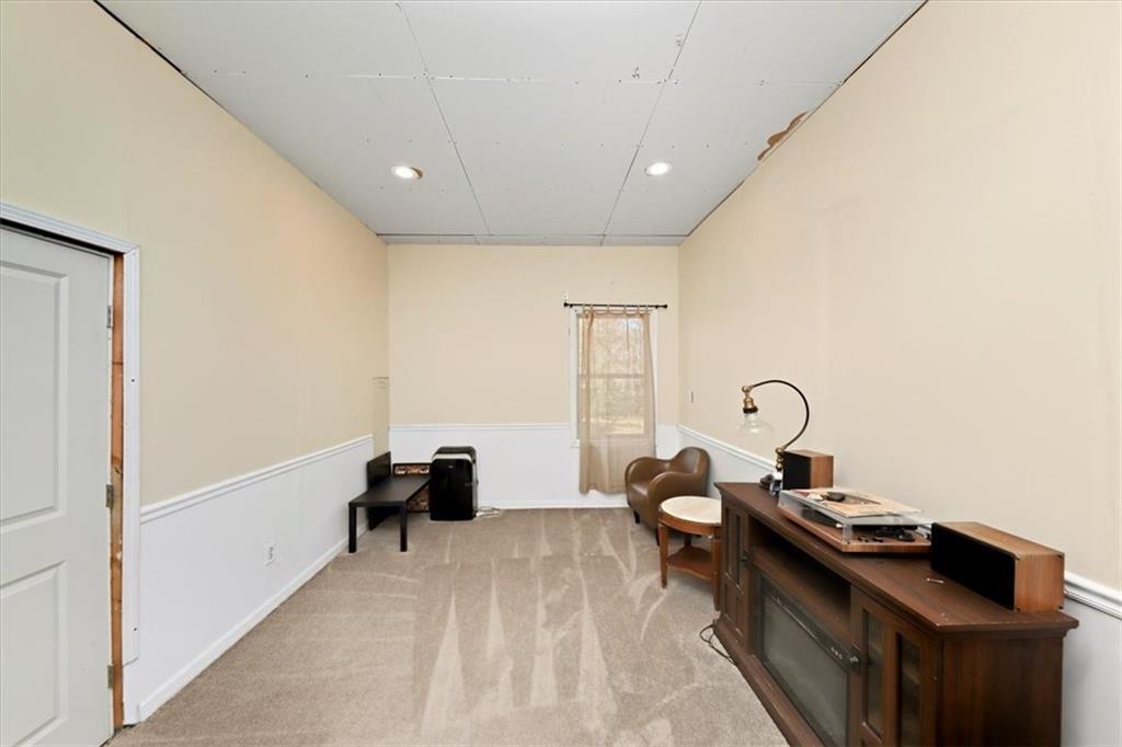 4058 Rosebay Way Southwest Conyers, GA 30094 - Photo 43 of 55 a very nice looking room with a large window