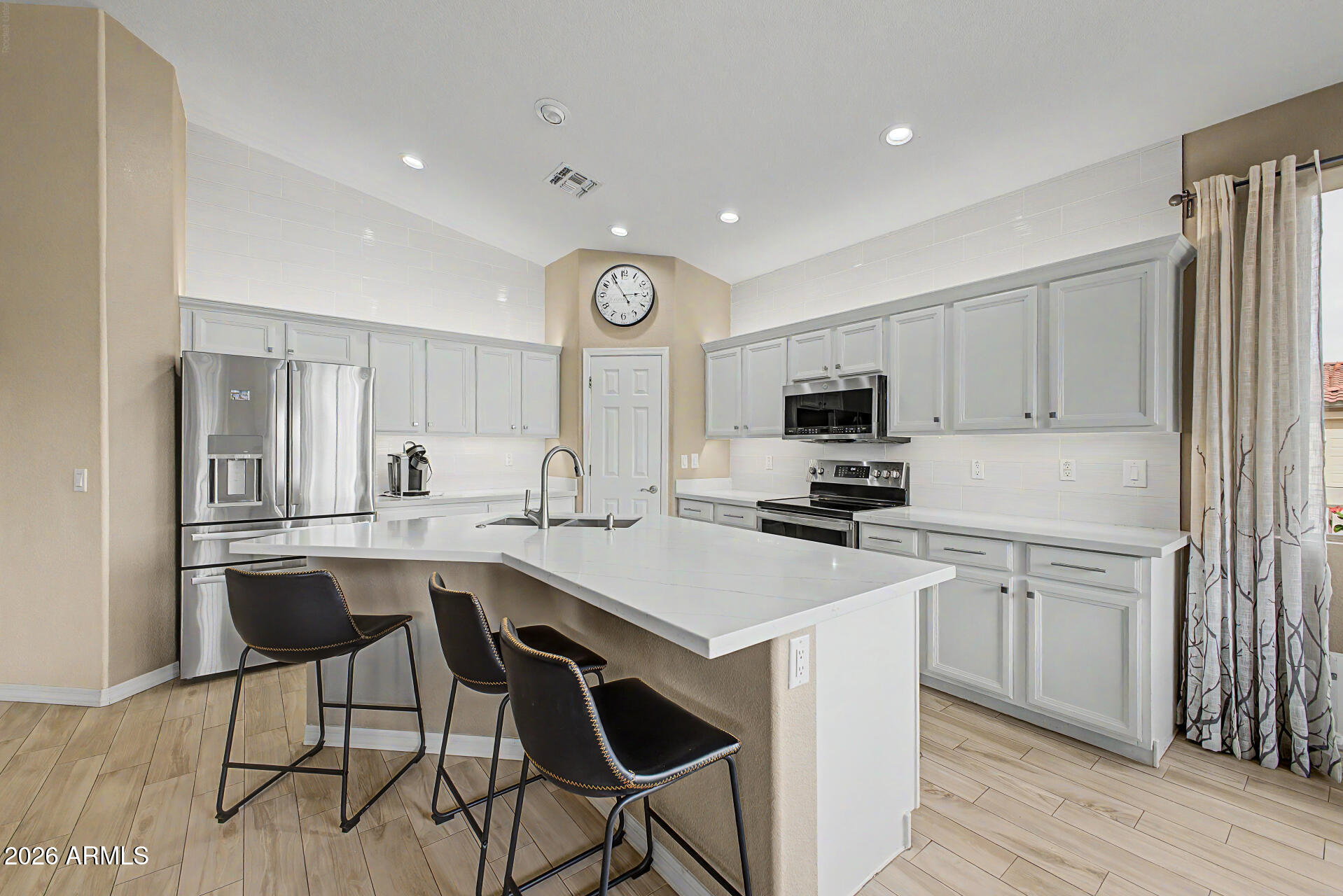 4707 East Walnut Road Gilbert, AZ 85298 - Photo 19 of 48 18 - Walnut