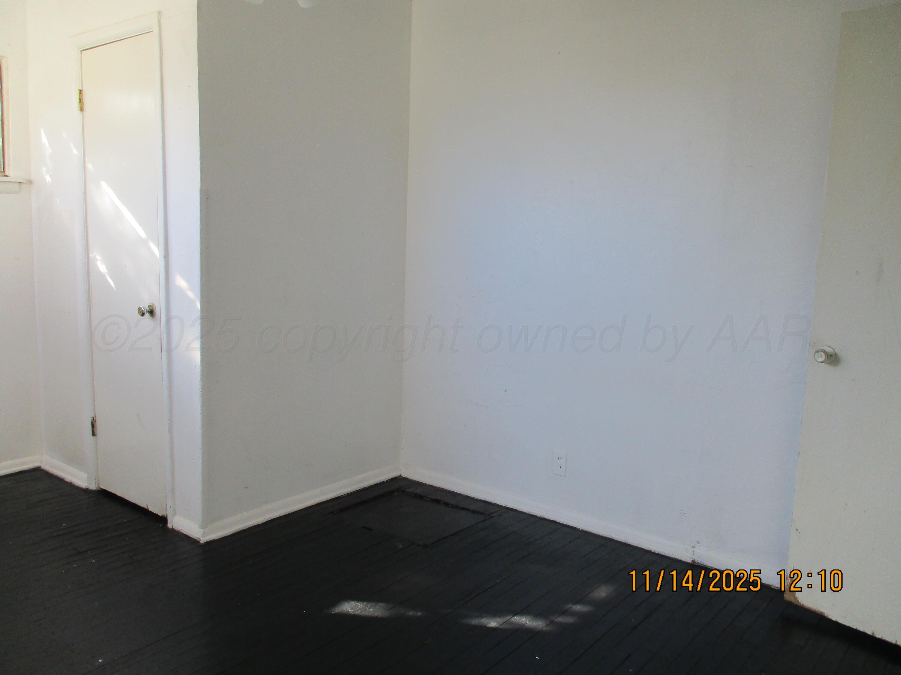 211 Southwest 34th Avenue Amarillo, TX 79109 - Photo 7 of 10 a view of small space with wooden floor