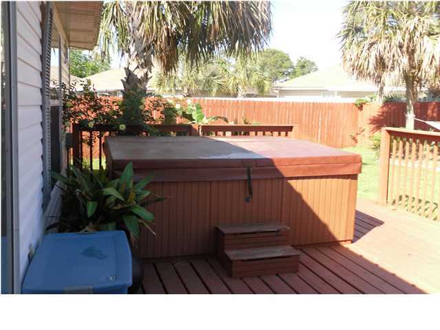52 Stowe Road Mary Esther, FL 32569 - Photo 9 of 10 Gallery Image 9