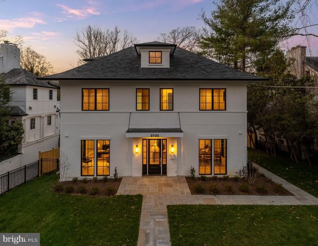 $4,475,000 | 2733 Chesapeake Street Northwest, Washington, DC 20008