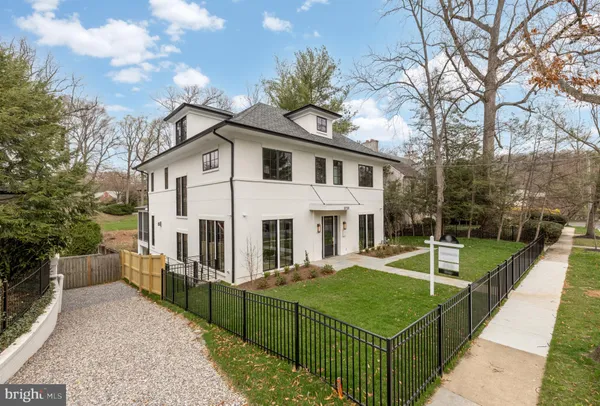 $4,695,000 | 2733 Chesapeake Street Northwest, Washington, DC 20008