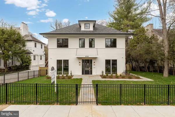 $4,695,000 | 2733 Chesapeake Street Northwest, Washington, DC 20008